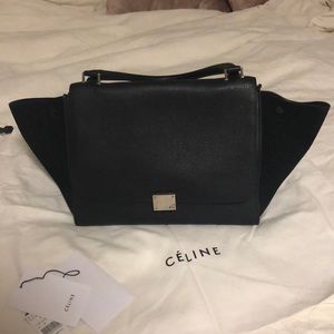 Celine trapeze